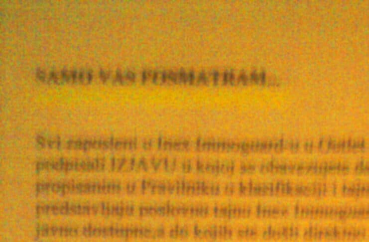 samo-vas-posmatram